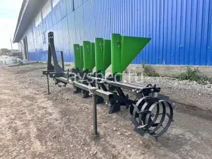 Чеснокосажалка (сеялка чеснока) шестирядная