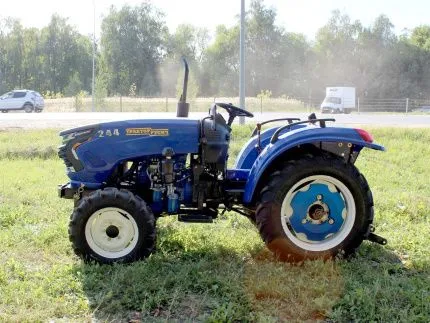 Трактор Русич TE-244 (8+8)