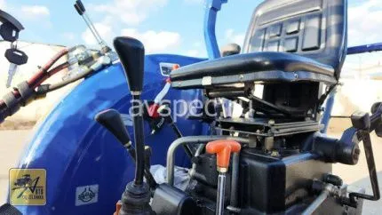 Трактор Lovol TE 354 HT с фронтальным погрузчиком
